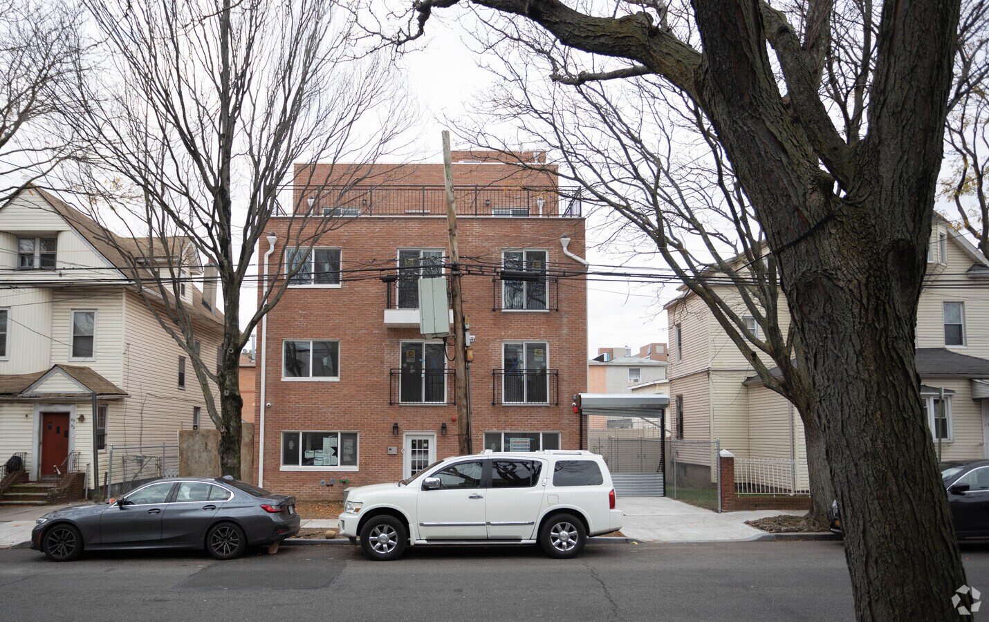 SV 12.10.21 - 89-28 138th Pl