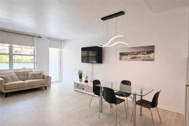 Photo - 100 Lincoln Rd Unit 430