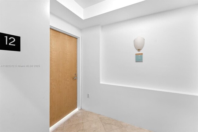 Photo - 19400 Turnberry Way Unidad 1221