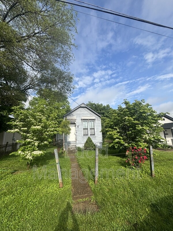 Photo - 3324 Vetter Avenue