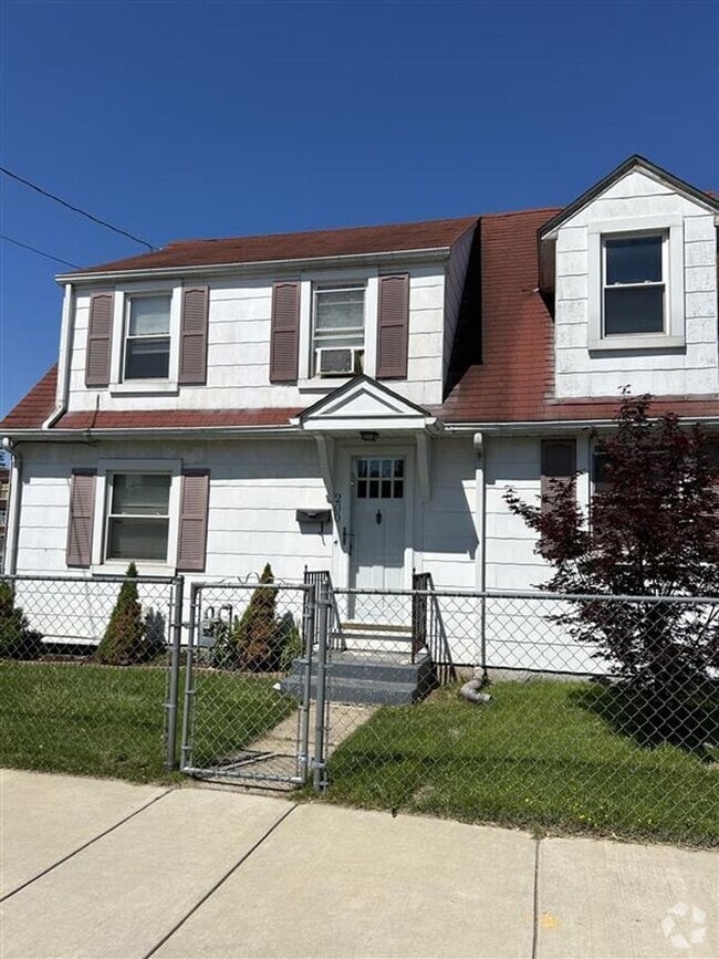 Building Photo - COMING SOON TO WEST YORK SCHOOLS Rental