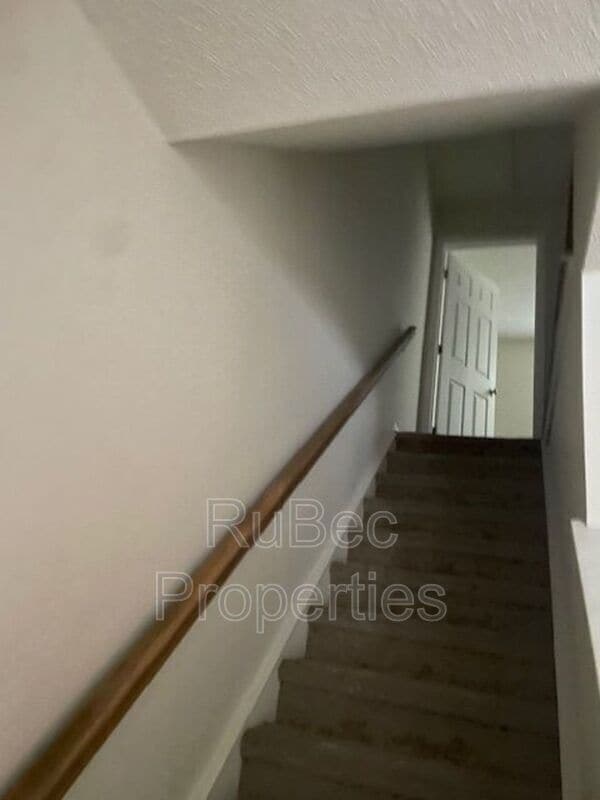 Photo - 525 Lex Dr