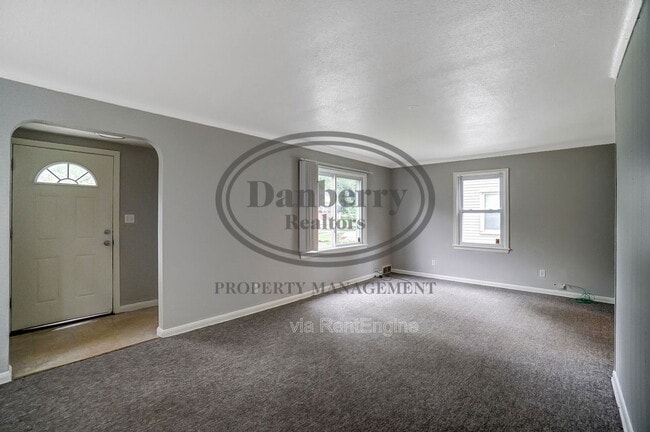 Photo - 1017 Searles Rd