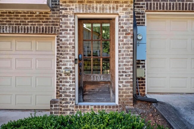 Photo - 1104 Bakary Ct