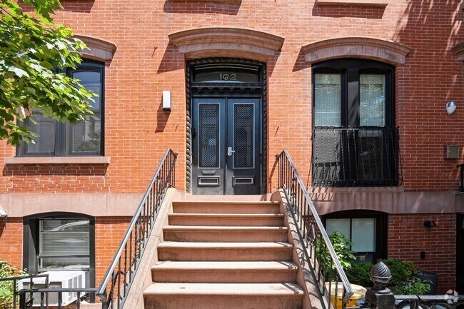 Building Photo - 162 9th St Unit 2 Rental