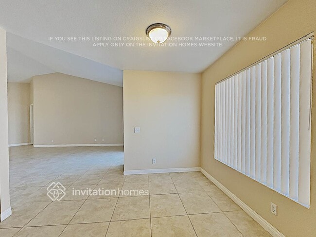 Photo - 534 Reliance Ave