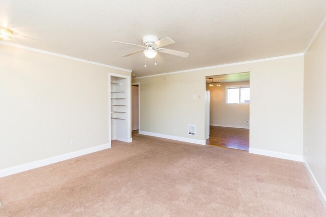 Photo - 3 bedroom 2 Bath Single Level on Large Lot