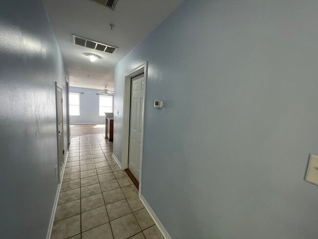 Photo - 17 Shell Ave SE Unit B6