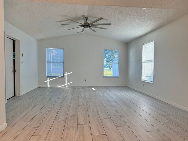 Photo - 1512 Ison Ln