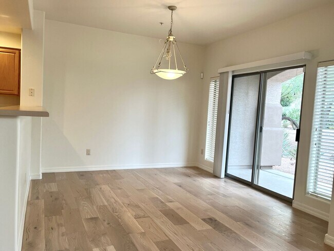 Photo - Fantastic 2+bd/2.5ba townhome in gated community in Scottsdale