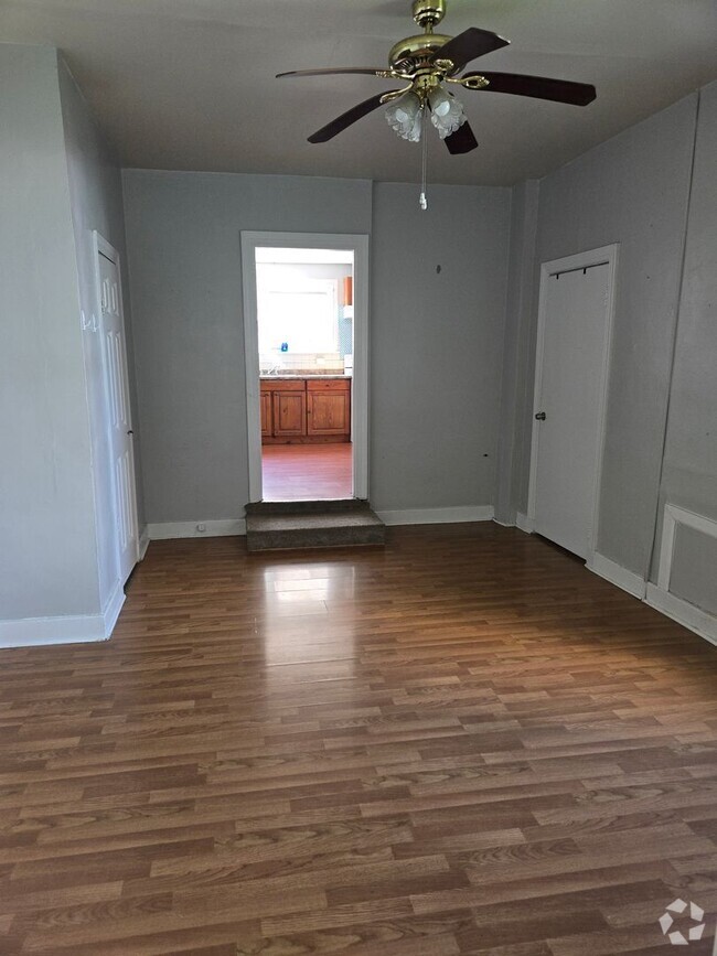 Building Photo - 1304 Lehigh St Unit 1 Rental