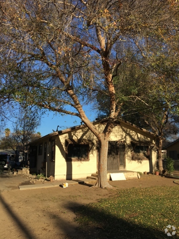 Building Photo - 3731 Polk St Rental