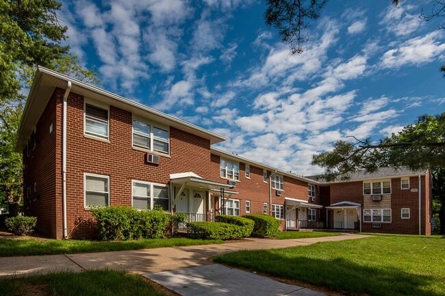 Georgetown Apartments