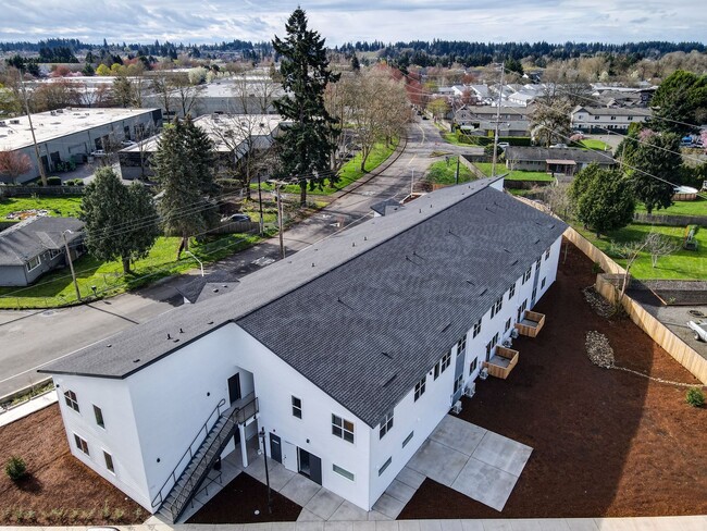 Photo - Sparrow Landing