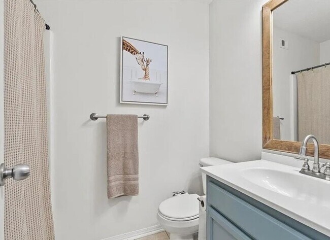 Photo - 20204 E 16 St N