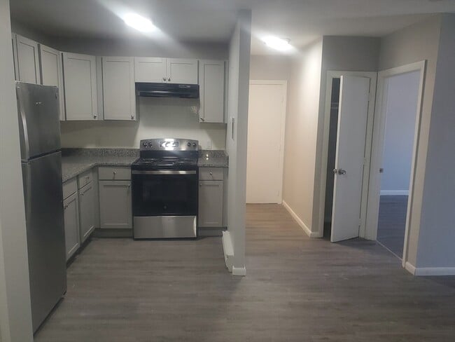 Photo - 760 Cummins Hwy Unit 26