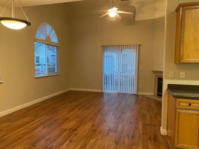 Photo - COMING SOON! Roseville 2 bed/2.5 bath, 2 Story Townhome!