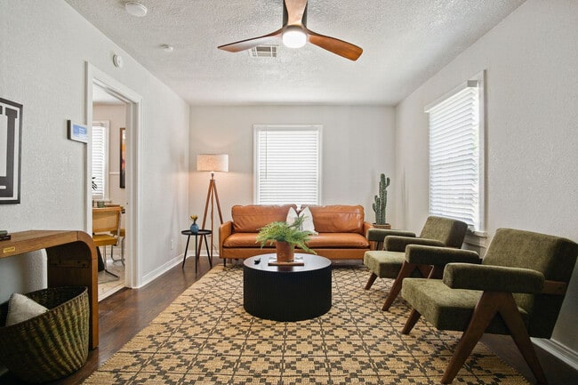 Photo - 912 W Comanche St Unidad ID1259093P