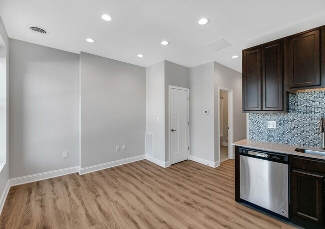 Photo - Reserves on Washington Park Unit 02