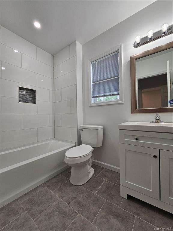 Photo - 12 Franklin St