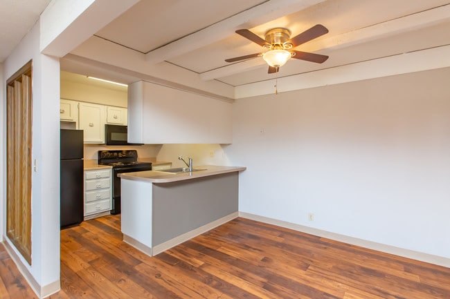 Brickstone at Woodlawn LLC