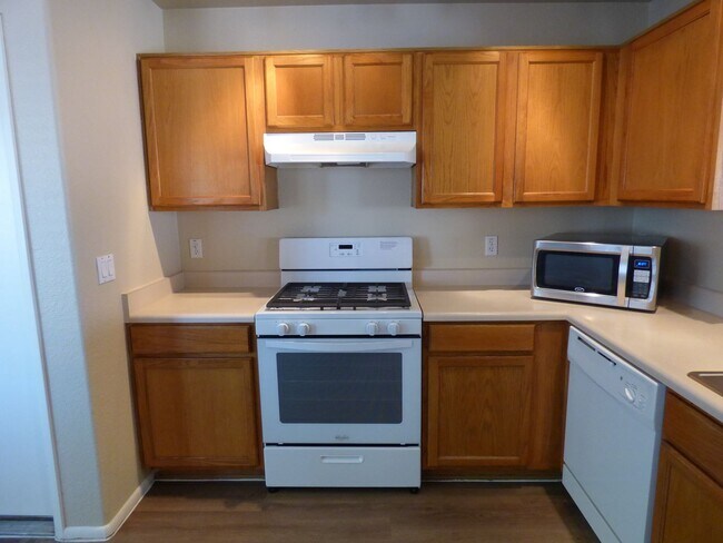 Photo - New paint and plank flooring.....convenien...