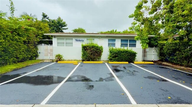 Photo - 16021 NE 18th Pl Unit 3