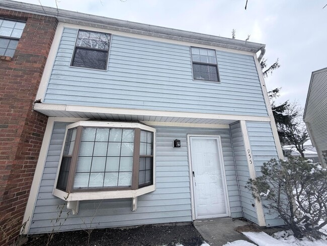 Photo - 955 Cross Country Dr Unit F