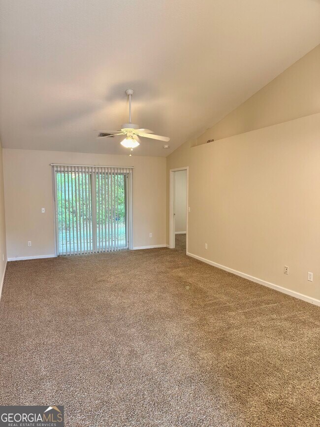 Photo - 412 Lawnwood Ct