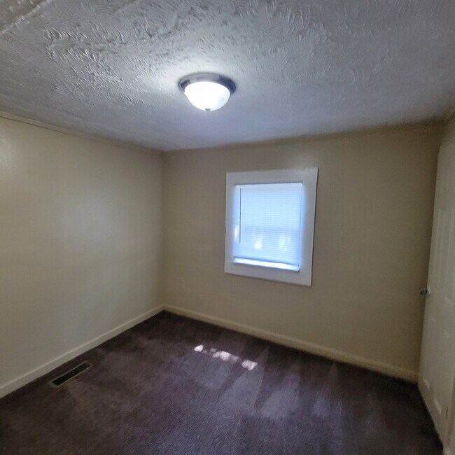 Near Southeast 3BR/2BA Home for Rent!