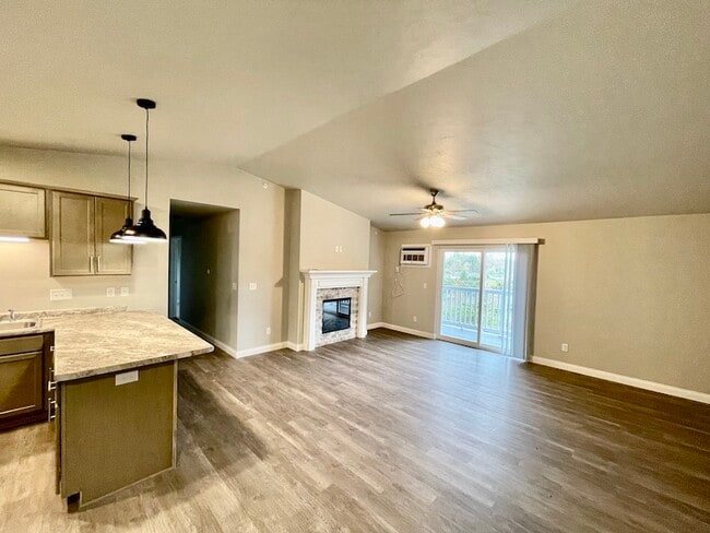Building Photo - JTaylor Park Rental