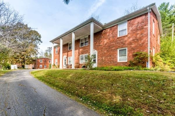 60 Webb Cove Rd
