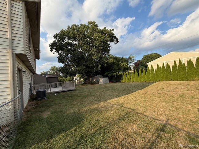 23260 Cranbrooke Dr