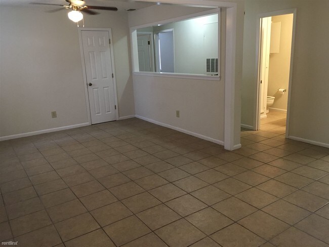 Photo - 2 br, 2 bath 4plex - 319 Manuel Dr D