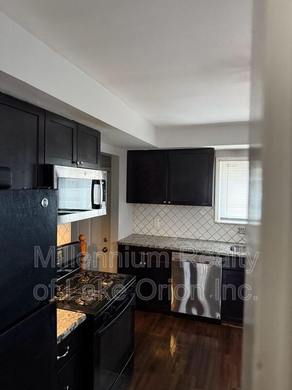 Photo - 321 W Princeton Ave