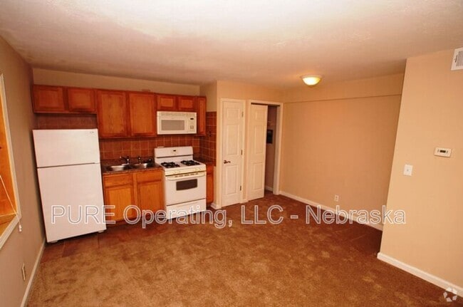 Building Photo - 612-616 N 46 St Rental