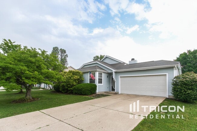 Photo - 7943 Cardinal Cove W