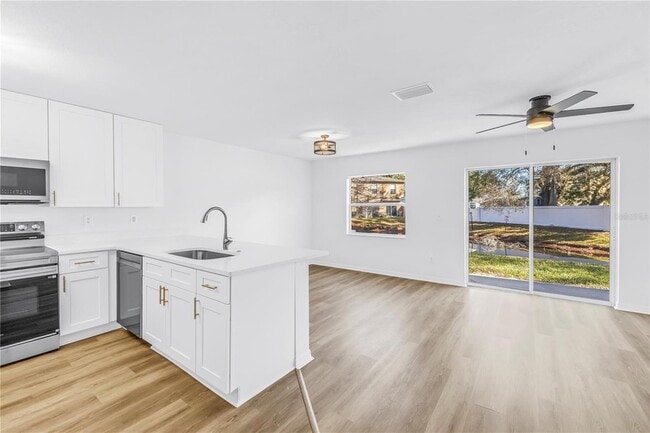 Photo - 8517 Edgewater Pl Blvd