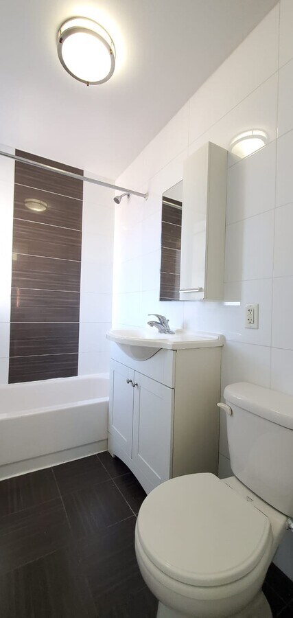 Photo - 147 Bruckner Blvd Apartments Unit 5b