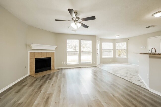 Photo - 1723 Milholland Dr