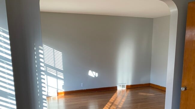 Photo - 2513 18th Ave