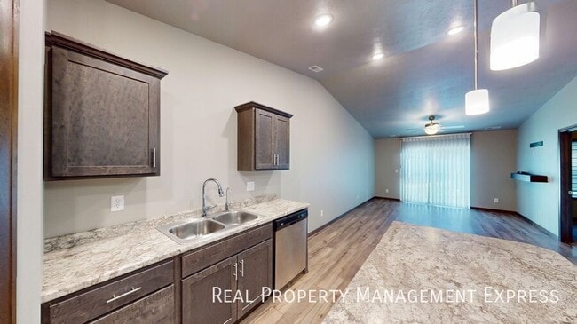 Photo - Move In Ready Two Bedroom Townhome with Fenced In Backyard