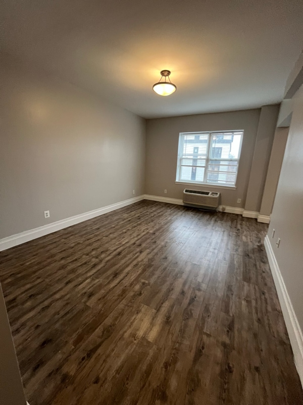 Photo - 106 N Grove St Unit 501