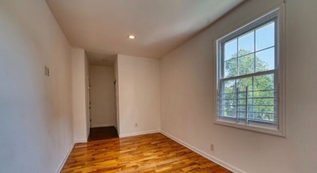 Photo - 131 Sylvan Ave Unit Apartment 2