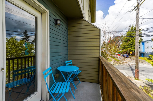 Photo - 8415 Linden Ave N