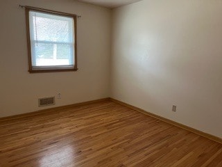 Photo - 307 Kingsbury St