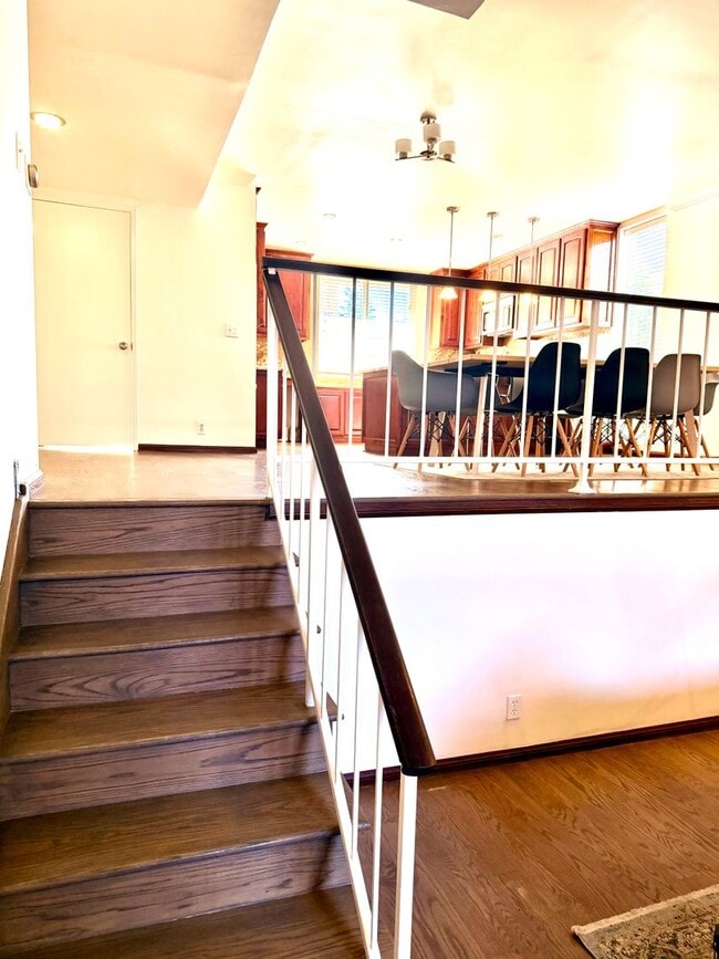 Photo - Townhome for Lease in Desirable Encino!