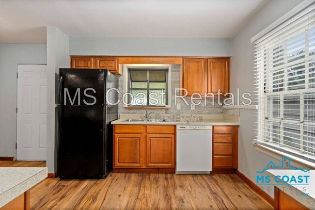 479 Porter Ave