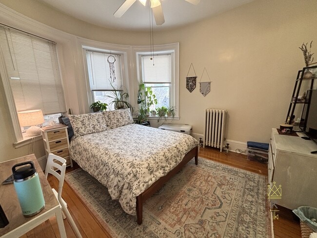 Building Photo - 1477 Beacon St