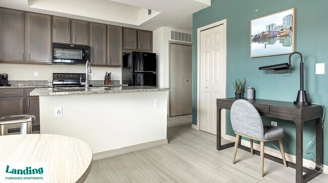 Photo - 4985 Eastwood Greens St Unidad 15-304.1407655